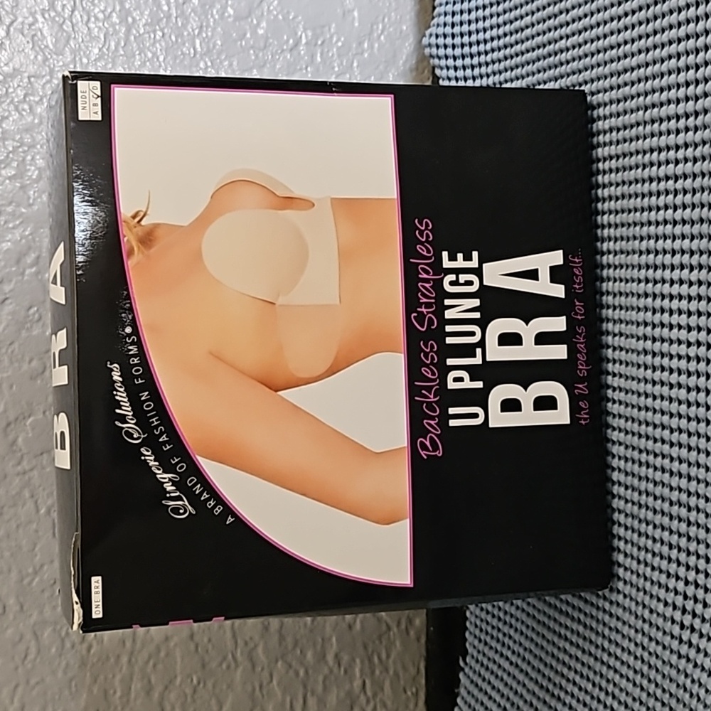 Backless Strapless Bra